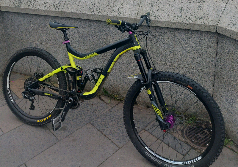 giant reign 2 2017 specs